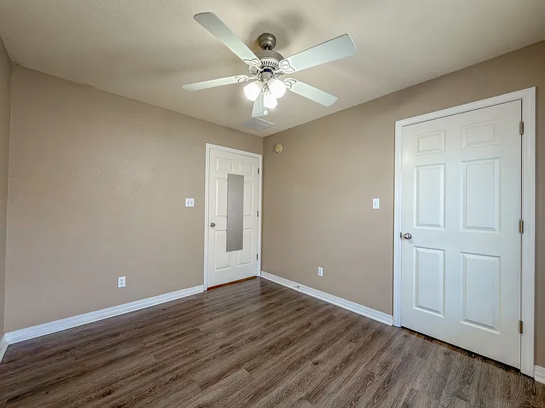 2807 Fairway Hamlet Ct — Photo 11