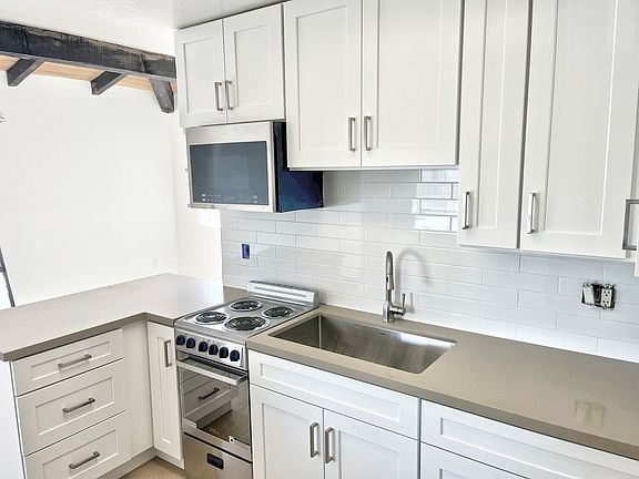 3rd image of 33831 Mariana Dr #6