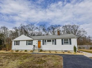 15 Linda St, Foxboro, MA 02035