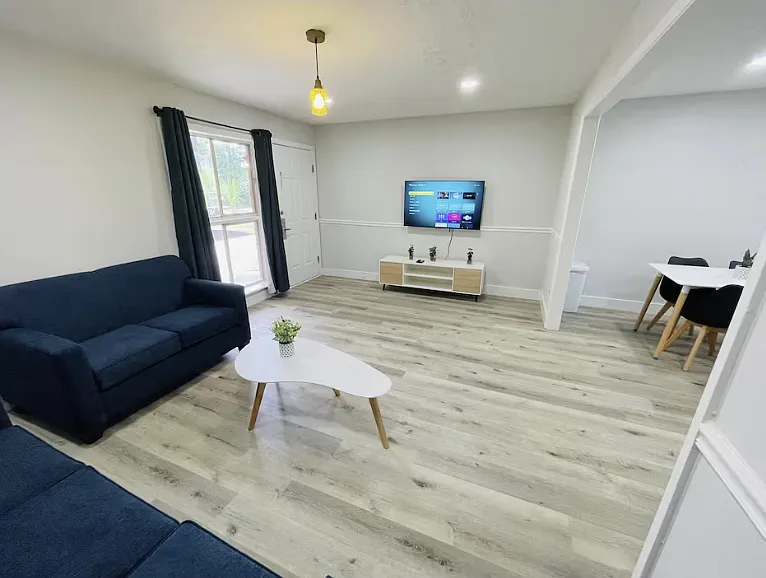 2 bed, 1150 sqft, $1,800 — Photo 3