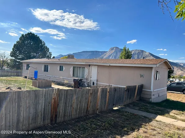 340 Tamarisk Trl, Parachute, CO 81635