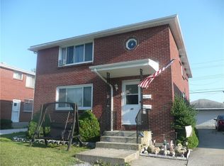 49 Saint Joan Ln, Buffalo, NY 14227