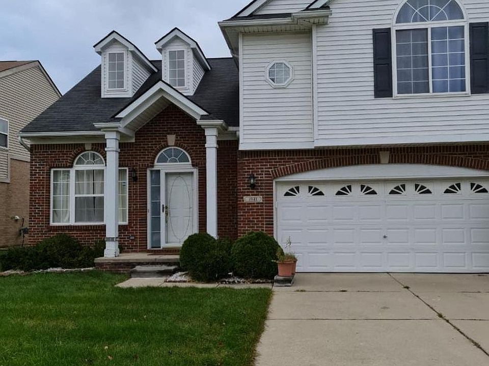 1st image of 1941 Golfview Ln