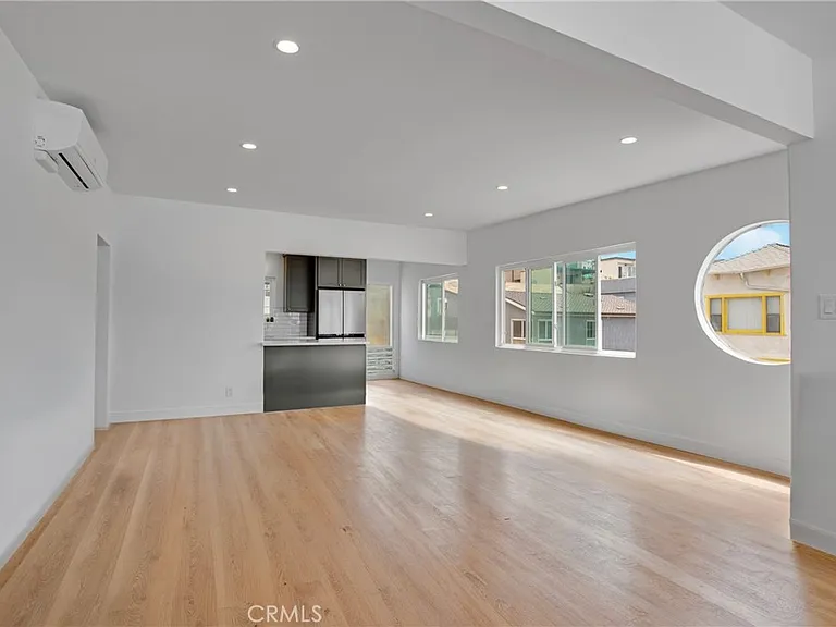 3600 The Strand #D — Photo 9