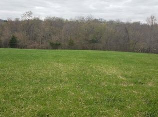 10 Tanager Ln, Galena, IL 61036