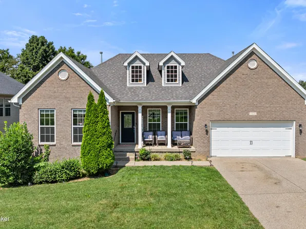 10226 Park Lake Dr, Louisville, KY 40229