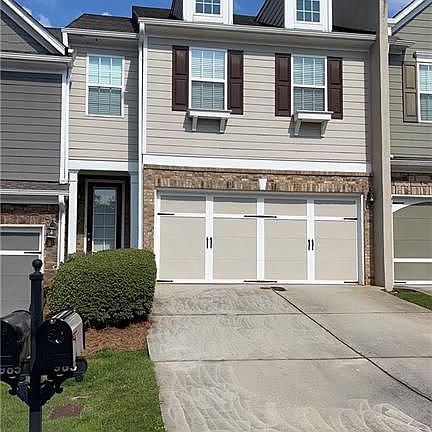 2nd image of 983 Pierce Ivy Ct