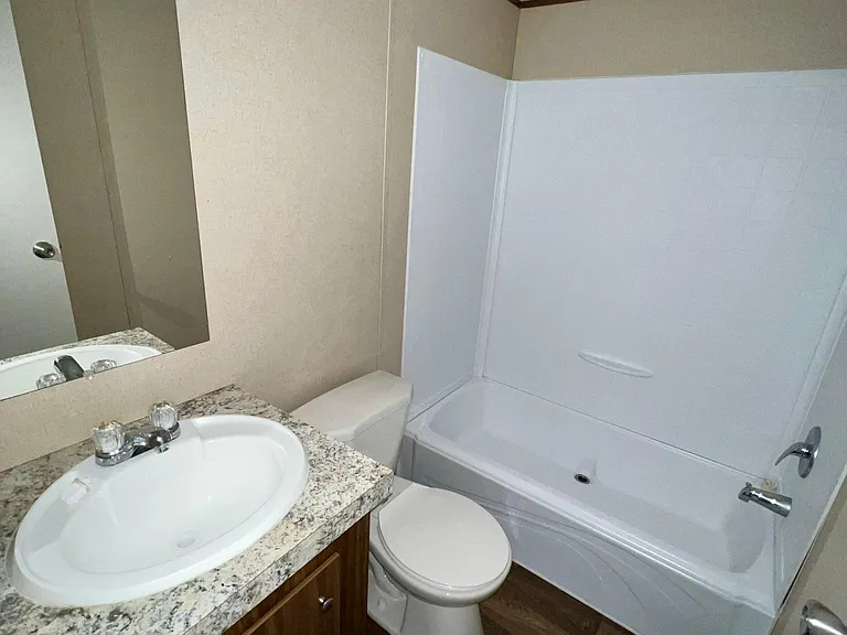 11 Joey Dr — Photo 6