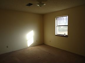 3rd image of 2619 Glenda Dr