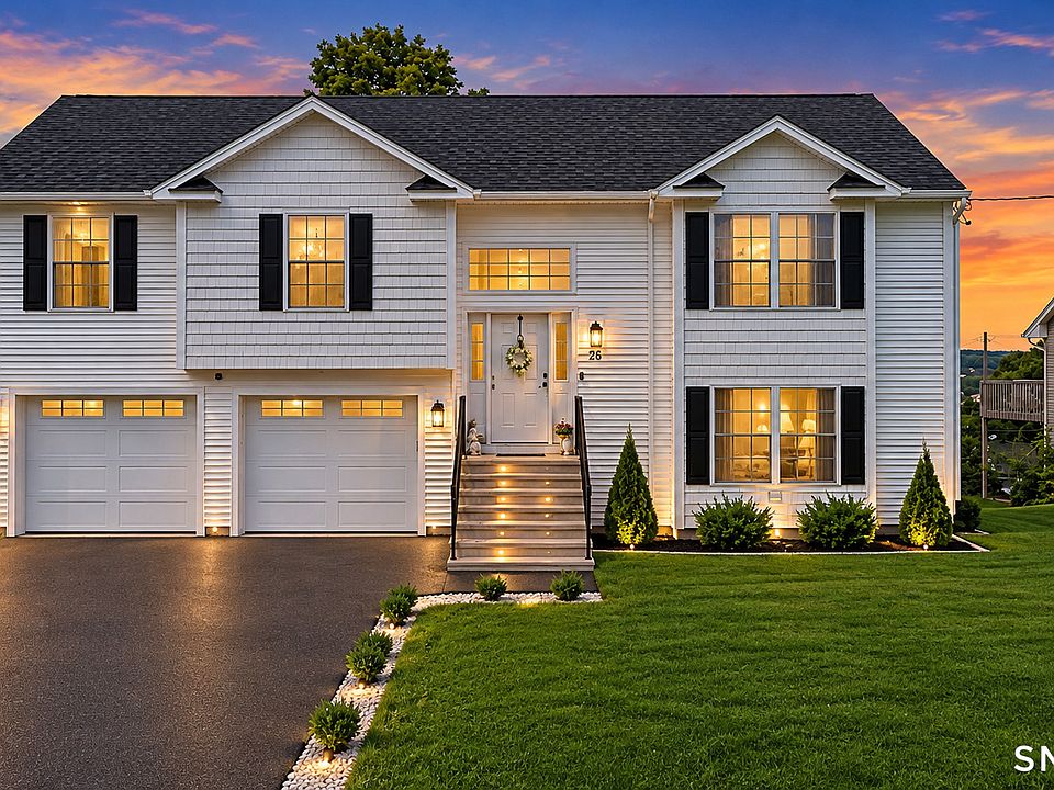 1st image of 26 Crestview Lane