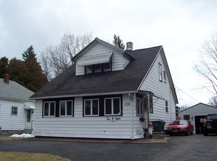 208 Montcalm Dr, Rochester, NY 14617