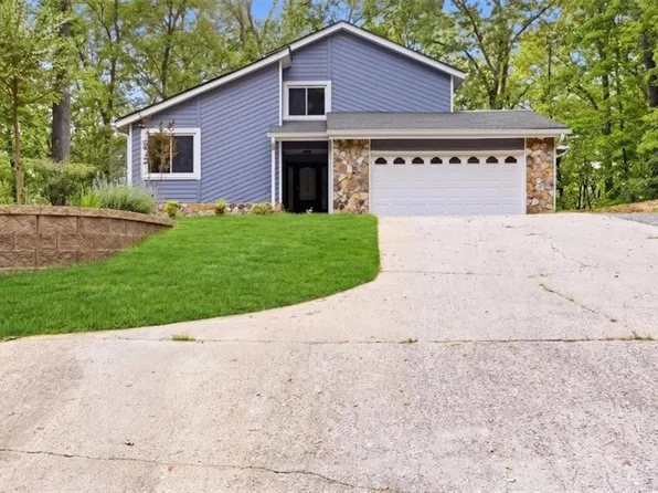 9485 Martin Rd, Roswell, GA 30076