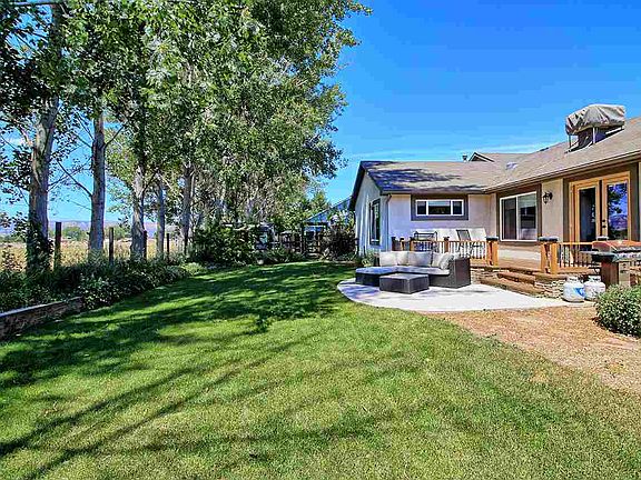 5th image of 2553 S Corral Dr