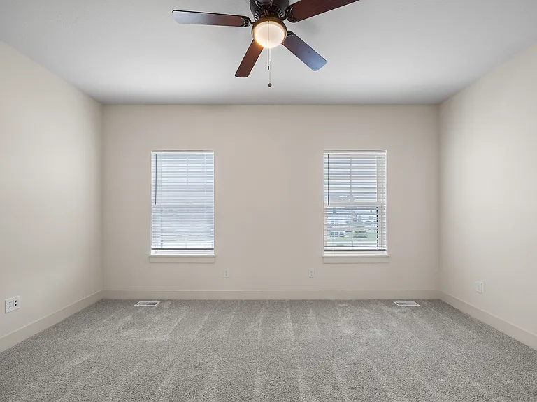 Primary bedroom (2-bedroom floorplan)