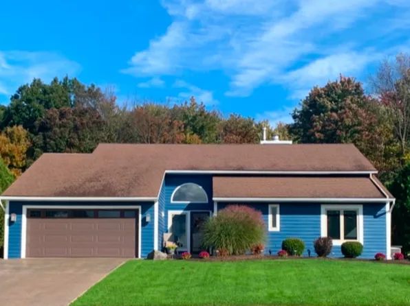 2700 Grandview Pl, Endicott, NY 13760