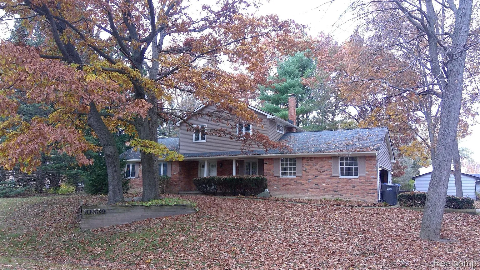 10639 Lee Ann Dr photo 1