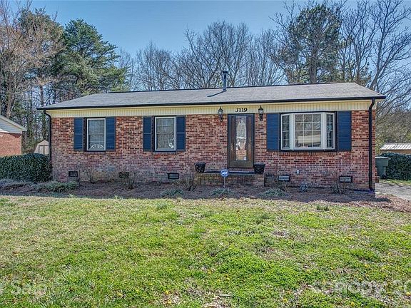 2nd image of 3119 Salem Dr