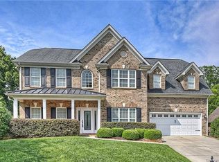 2002 Simmon Tree Ct, Indian Trail, NC 28079