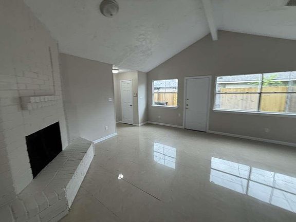 2nd image of 16528 Monte Carlo Ln