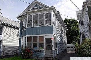 1st image of 160 Green St