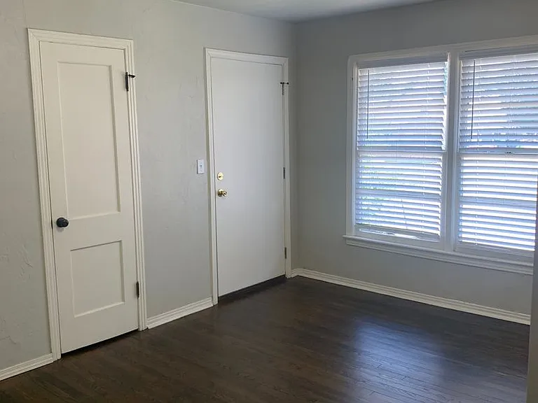 Native Lands Apartments — Photo 8