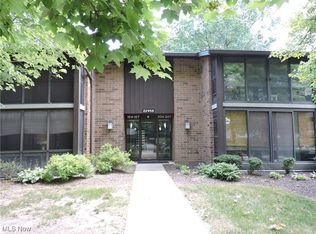 22958 Maple Ridge Rd UNIT 205, North Olmsted, OH 44070
