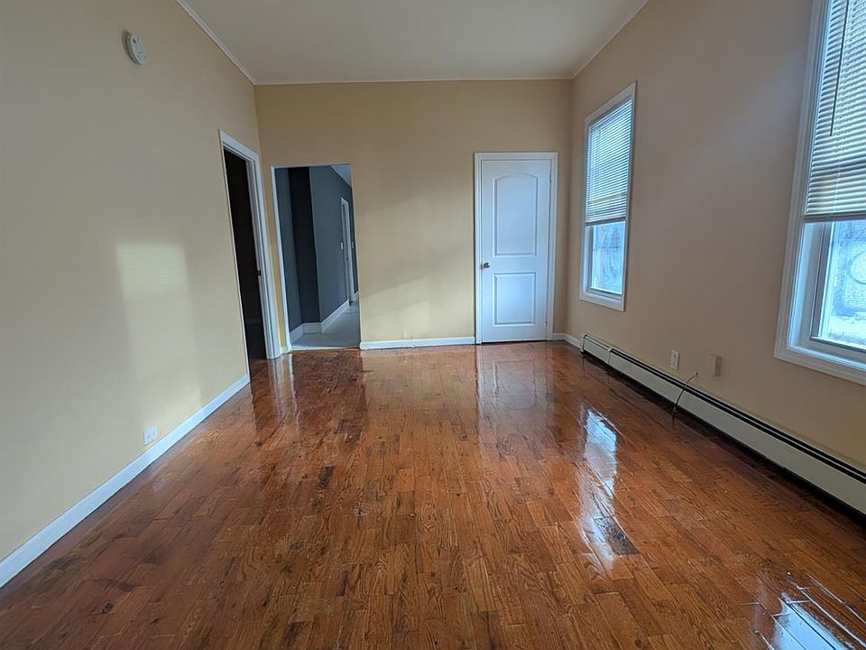 1st image of 5 N 7th St