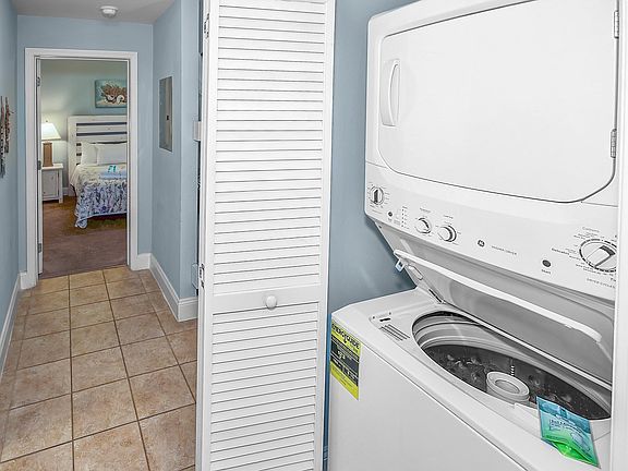 3rd image of 9860 S Thomas Dr Unit 624