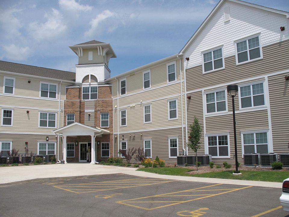 1st image of 320 La Salle St APT 309