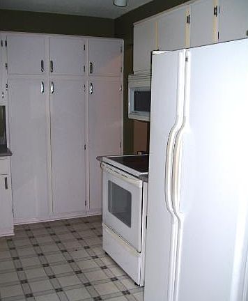 5th image of 77 Walden St