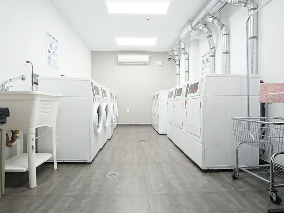 5th image of 740 Dekalb Ave #7033