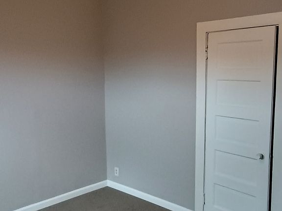 3rd image of 1266 Amherst Pl Floor 2