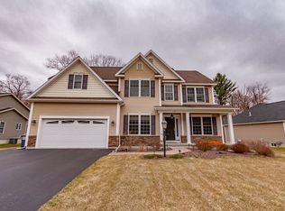 19 Balsam Way, Clifton Park, NY 12065
