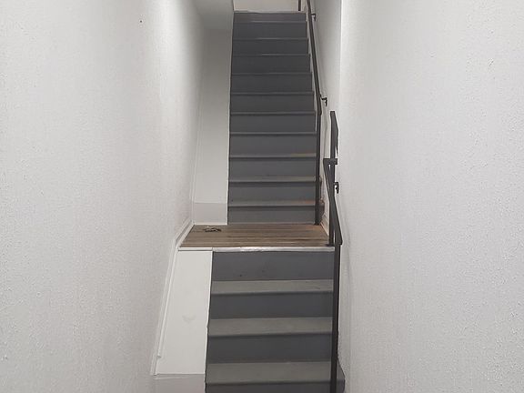 4th image of 6127 Callowhill St Floor 2