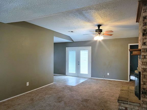 3rd image of 113 N Eastgate Dr