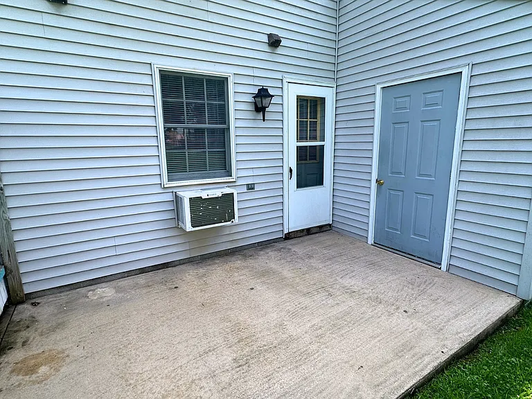108 Bradford Dr — Photo 25