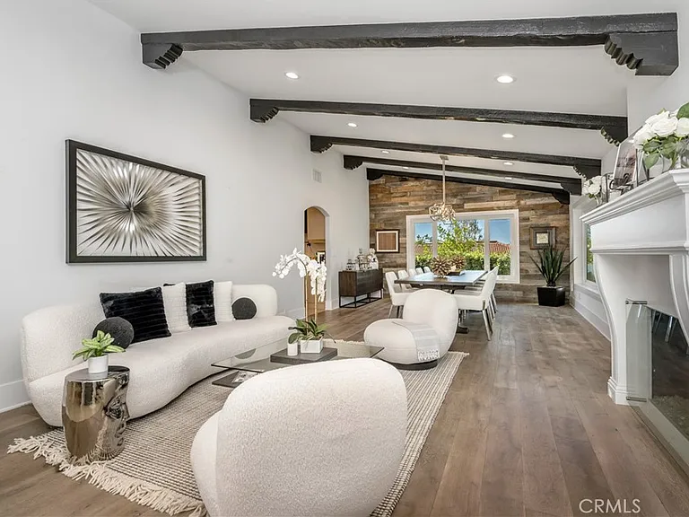3677 Eddingham Ave — Photo 6