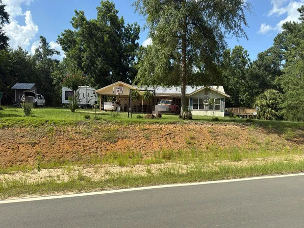 3245 Bonifay Chipley Rd, Bonifay, FL 32425