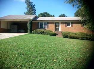 419 Heitman Rd, Thomasville, NC 27360
