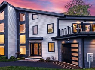 16-18 Josselyn Pl, Newton Highlands, MA 02461