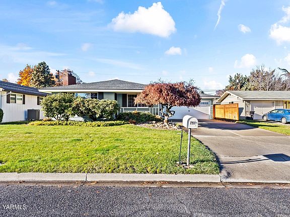 3rd image of 606 N 46th Ave