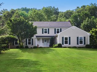 6 Edna Horn Dr, Stockton, NJ 08559