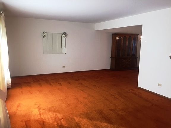 2nd image of 17020 University Ave