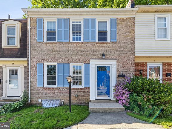 2nd image of 16 Hibiscus Ct #1-8