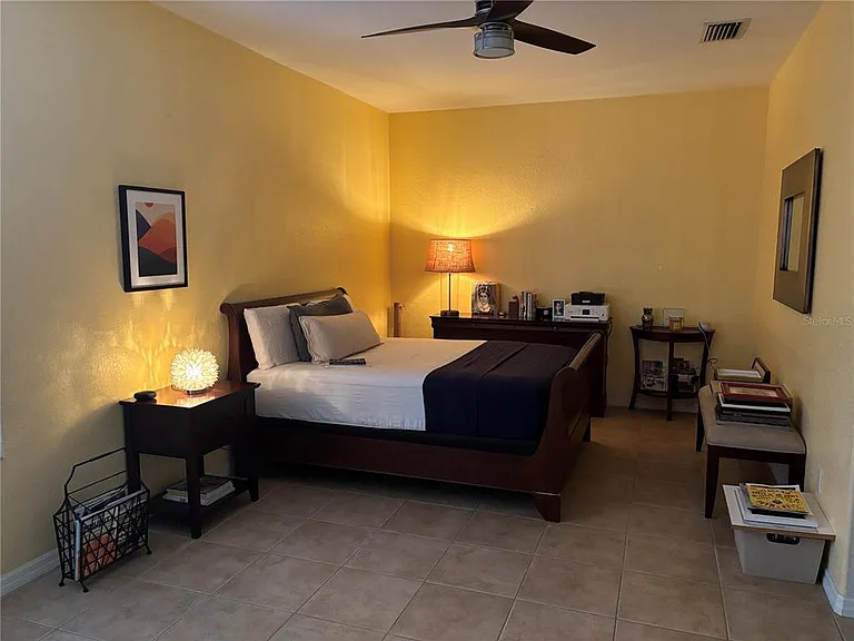 10703 Banfield Dr — Photo 24