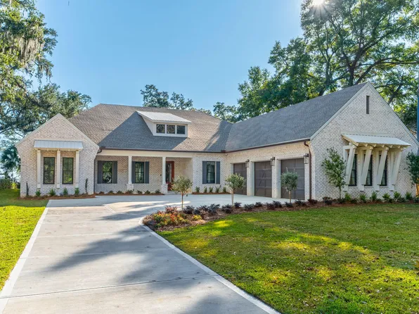 191 W Miracle Strip Pkwy, Mary Esther, FL 32569