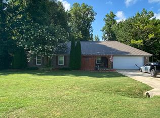 104 Hunters Hill Trl, Toney, AL 35773