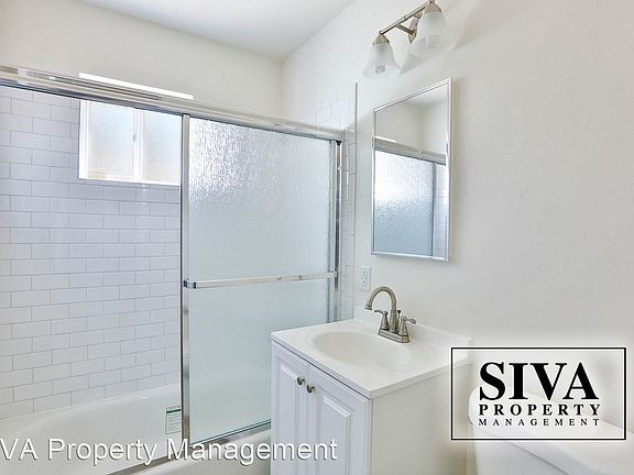 4th image of 350 S 10th St APT 3