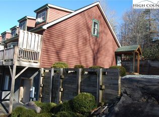 11 Golfview Ln #7, Linville, NC 28646