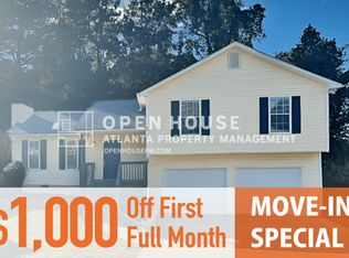 102 Ashford Dr, Dallas, GA 30132